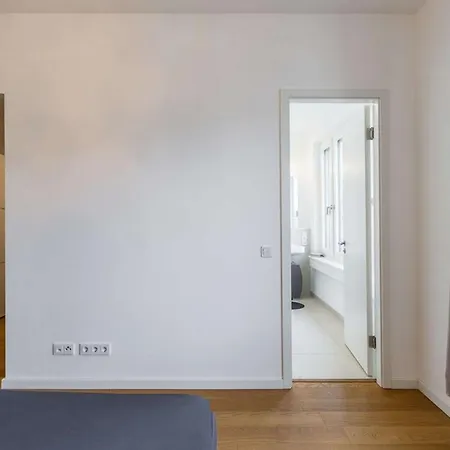 Stilvolles In Bester Lage Von Bergblick Inklusive 1 Br Crans-Montana