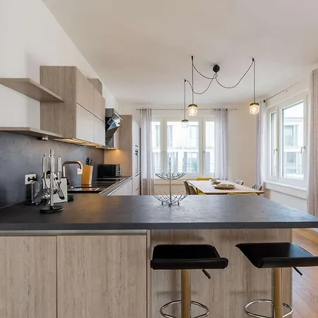 Stilvolles In Bester Lage Von Bergblick Inklusive 1 Br *